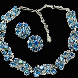 Vintage Lisner Blue Rhinestone Set Necklace Earrings